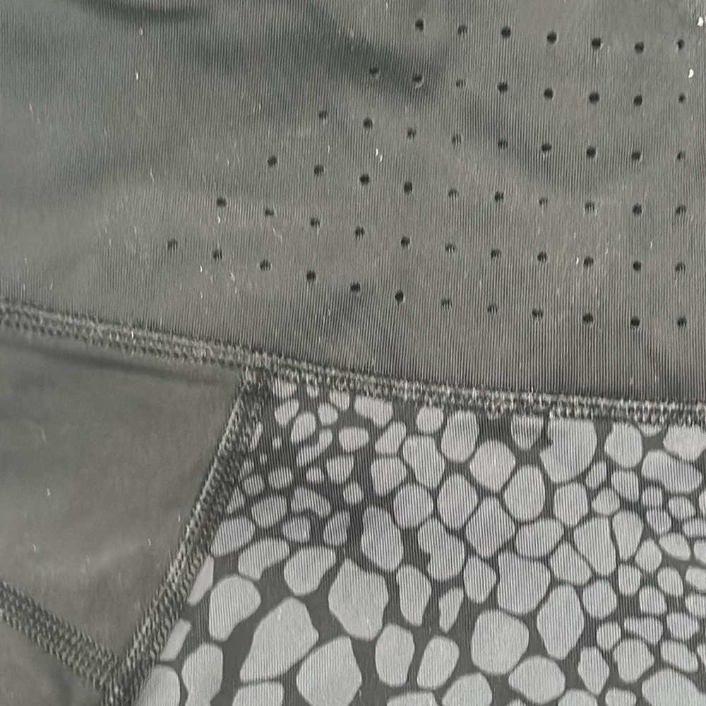 Athleta leggings size Small animal print capris athletic wear - Picture 2 of 8
